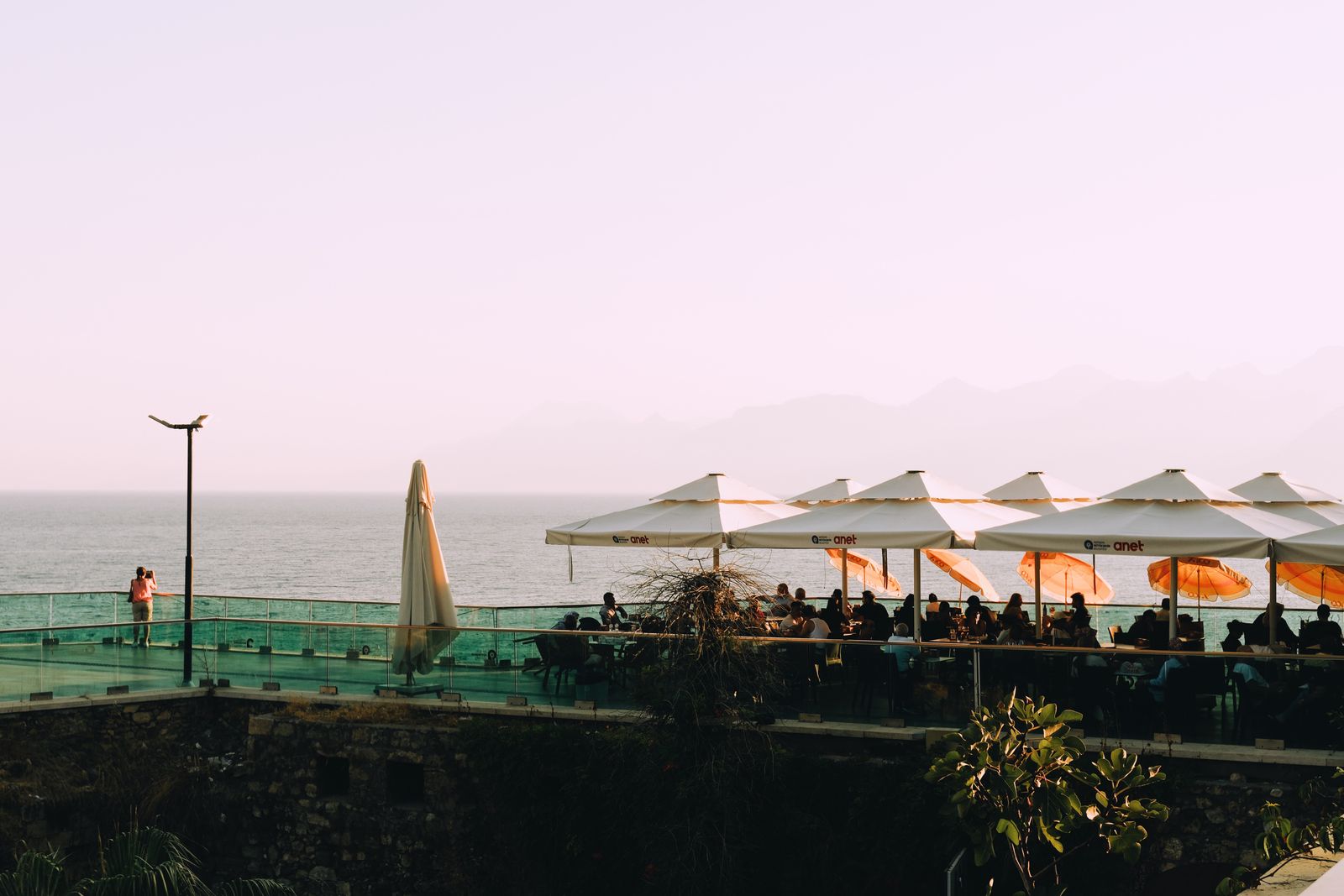 Driftwood, oceanfront grill at Azure Bay